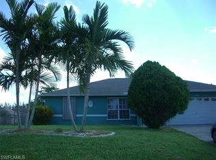 4105 SW 14th Pl, Cape Coral, FL 33914
