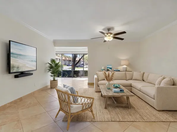 1111 Duncan Circle #104, Palm Beach Gardens, FL 33418