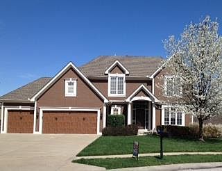 1st image of 6445 N Forest Ct