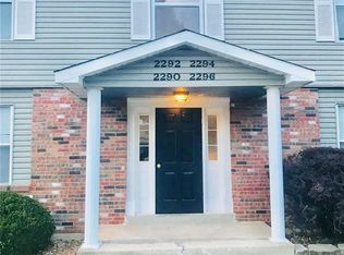 2290 Highland Hill Dr, Saint Peters, MO 63376