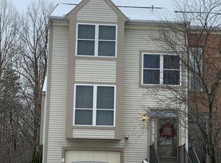 7828 Falling Leaves Ct, Ellicott City, MD 21043