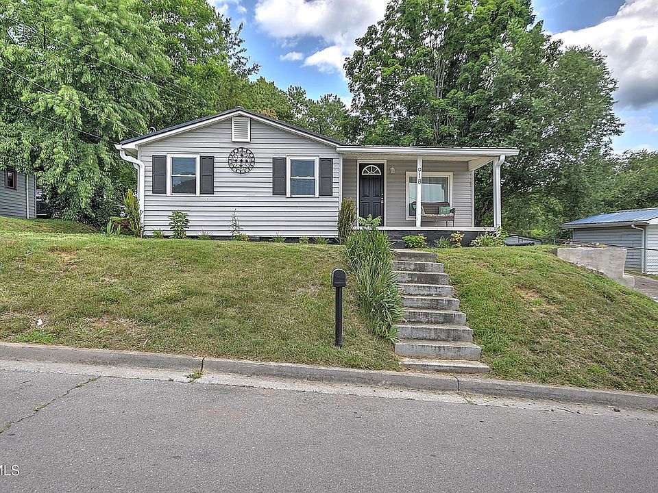 1st image of 918 S Cedar Ave