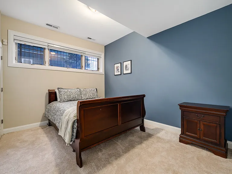 2512 W Thomas St #1 — Photo 17