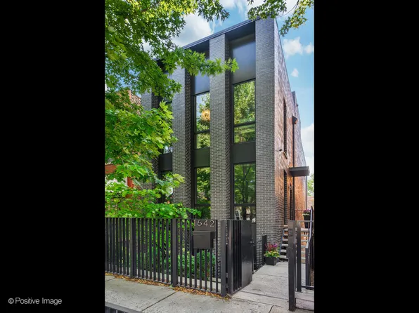 1642 N Wood St, Chicago, IL 60622