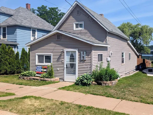 228 W Water St, Negaunee, MI 49866