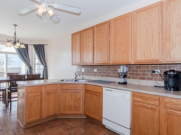 2nd image of 323 Parkside Dr #323