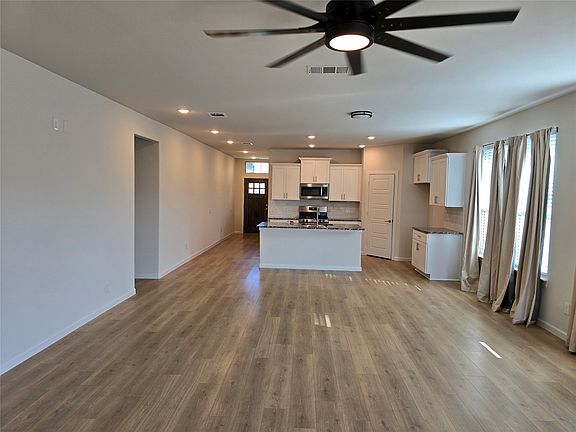 5th image of 508 Williams Way