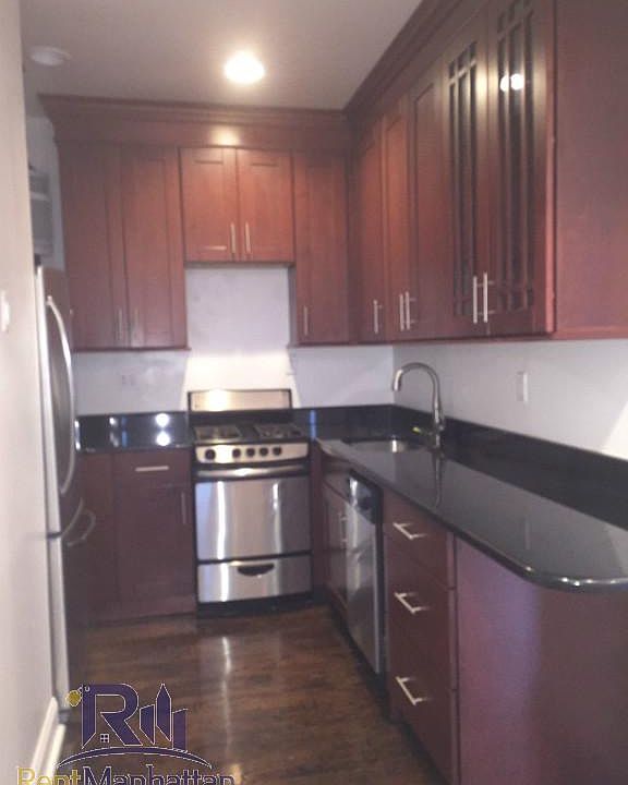 1st image of 133 E 97th St APT 9