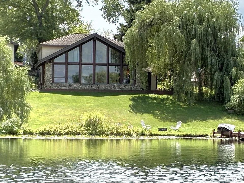 1st image of 16280 Softwater Lake Dr