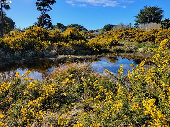 3rd image of 18th St SW