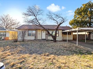 203 Zephyr St, Plainview, TX 79072