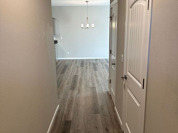 2nd image of 591 SE Palomino St #818