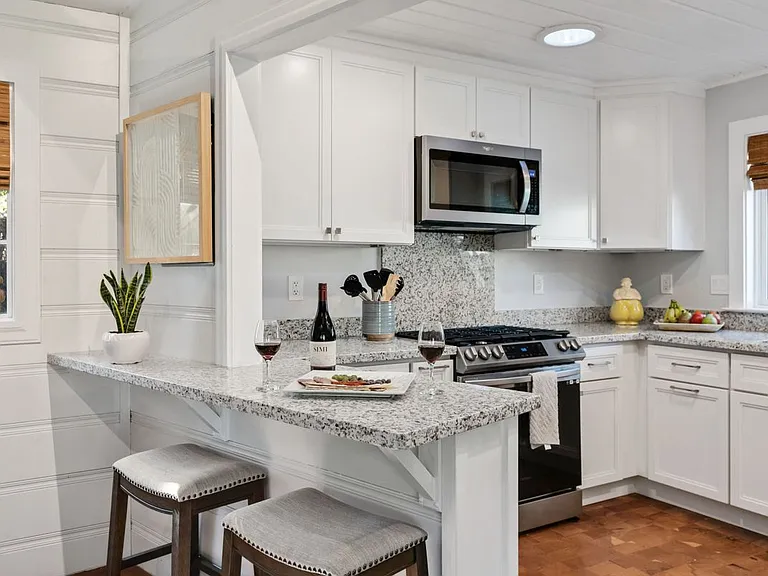 1596 Ronne Dr #2 — Photo 3