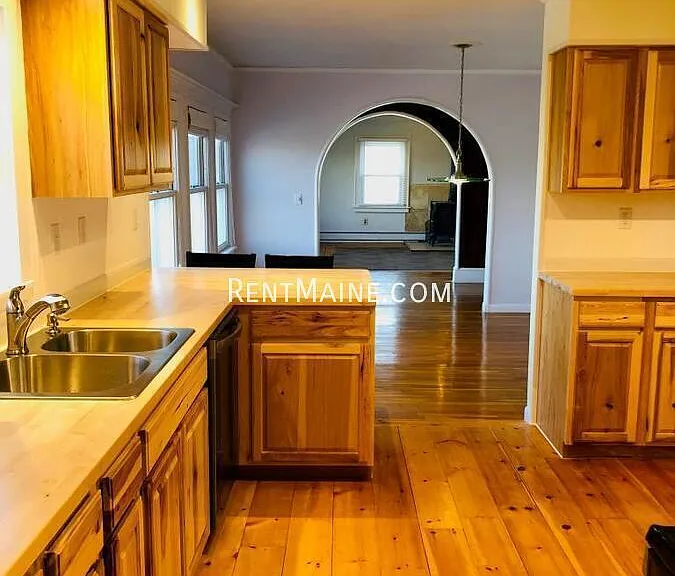 1121 Stillwater Ave #6 — Photo 6
