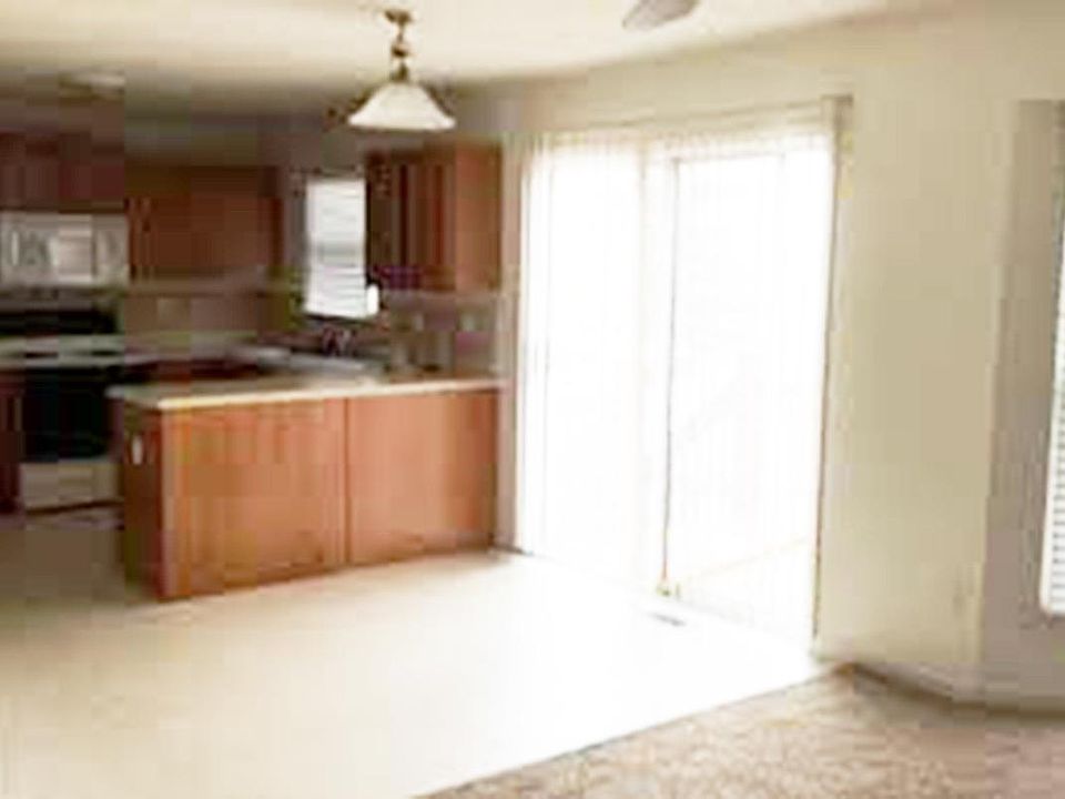 2nd image of 186 Maggie Kate Ct