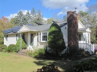 3 Weigold Rd, Tolland, CT 06084