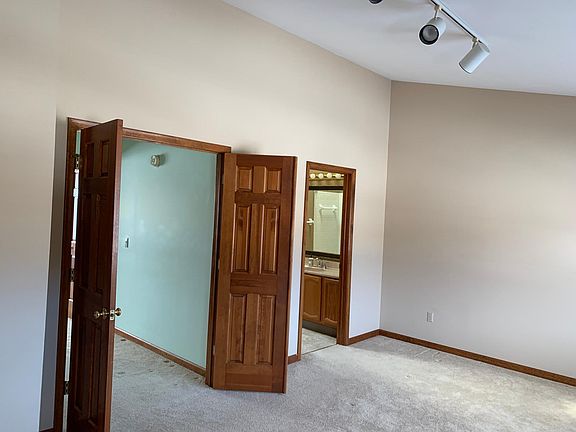 5th image of 8144 Verbeck Dr