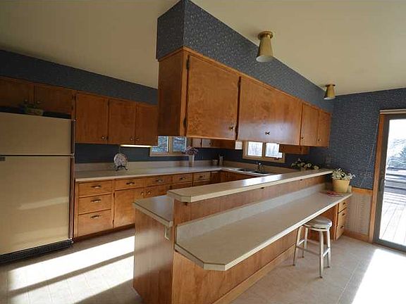 3rd image of 3016 Lohof Dr