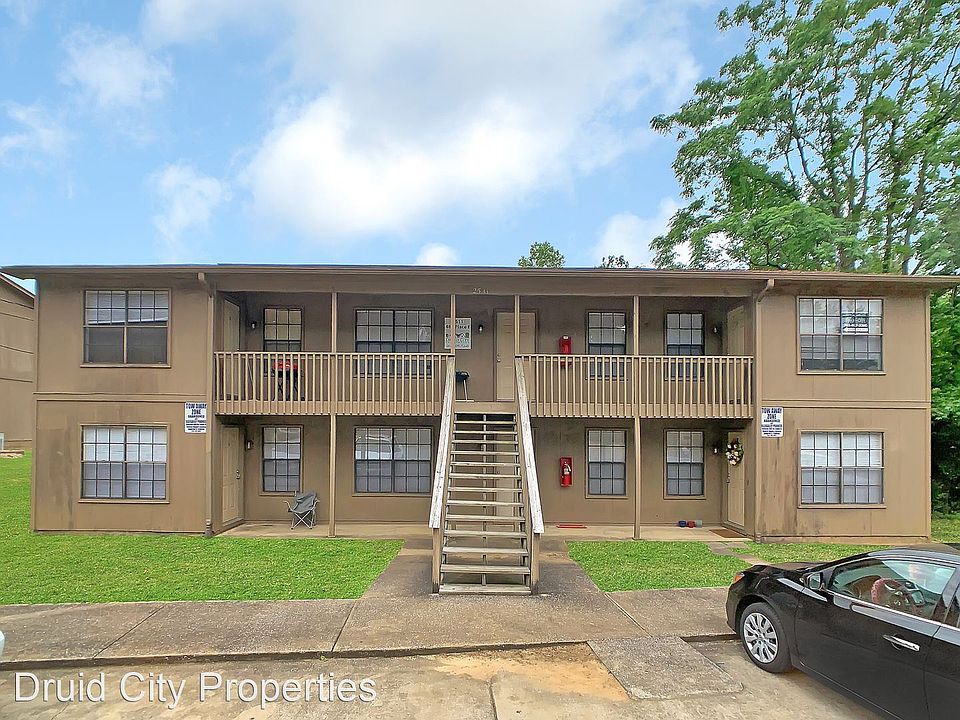 1st image of 2511 48th Pl E Unit D