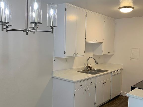 5th image of 9600 Reseda Blvd #112