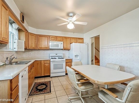4th image of 7634 W Churchill St