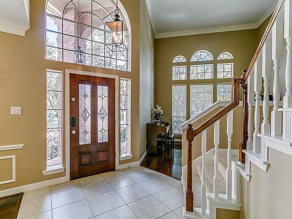 3rd image of 5903 Bayberry Way