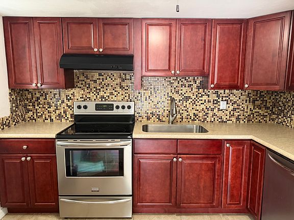 2nd image of 1516 SE Royal Green Cir #G104