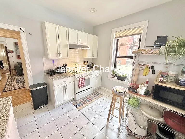 8 Royce Rd #2 — Photo 7
