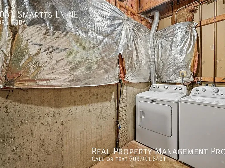 1061 Smartts Ln NE — Photo 29