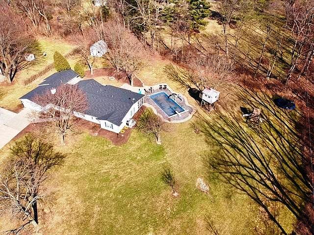 1st image of 1102 Hickory Hill Dr