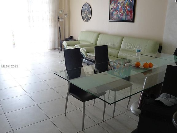 3rd image of 3800 S Ocean Dr APT 1123