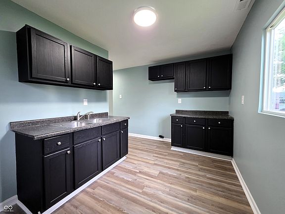 3rd image of 3134 Adams St