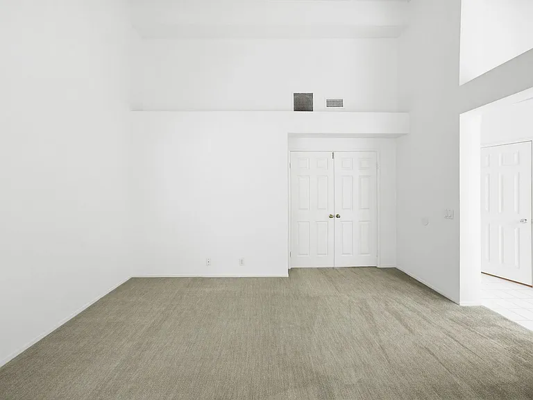 4 Del Andante — Photo 37