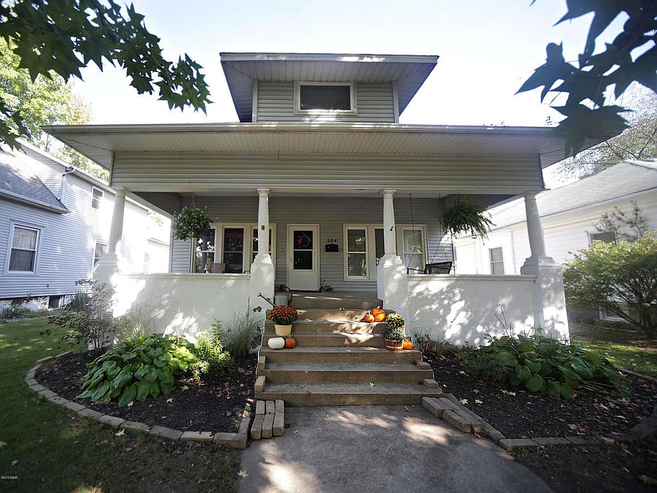 1st image of 504 E Thorn St