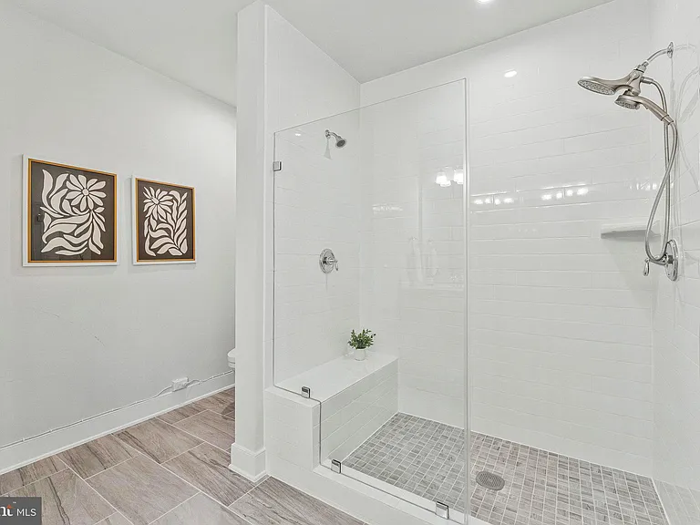 2320 Field Point Rd #4-304 — Photo 16