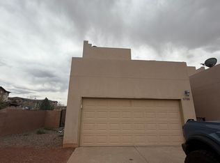 5700 Pinnacle Peak Ct NW, Albuquerque, NM 87114