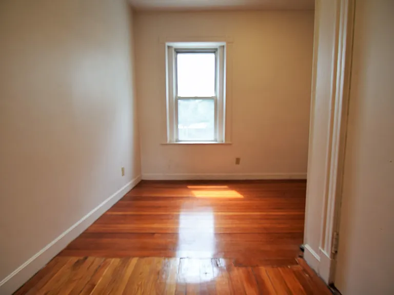 1907 Beacon St #1F — Photo 5