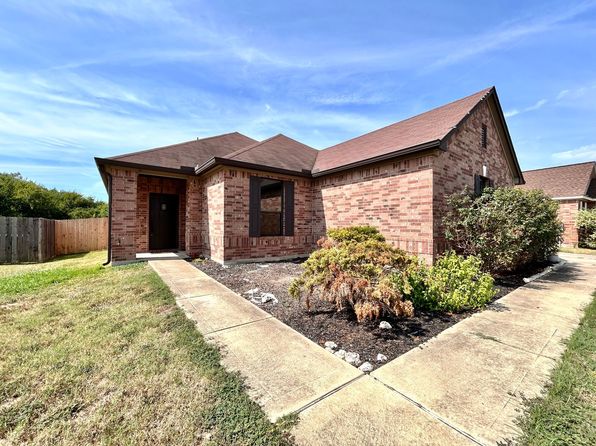 505 Willow Walk Dr