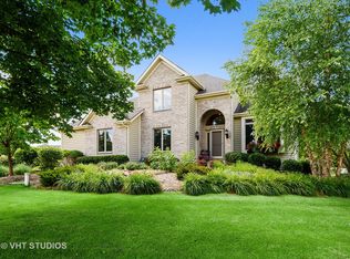 15914 Aspen Ct, Huntley, IL 60142