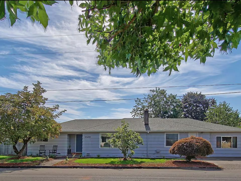 1st image of 1328 NE 9th Ave #Mc