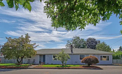 1328 NE 9th Ave Photo 1 1328 NE 9th Ave Photo 1