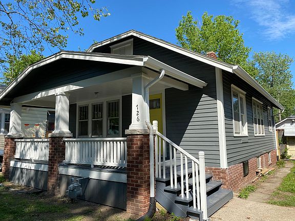 Front of house and driveway