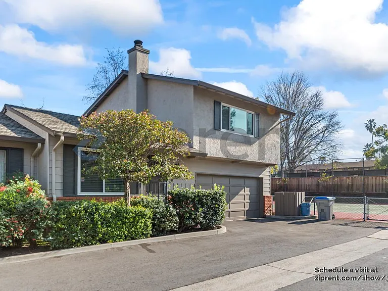 2950 Moorpark Ave — Photo 2