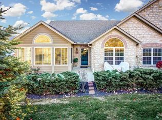 201 Stonegate Loop, Pataskala, OH 43062