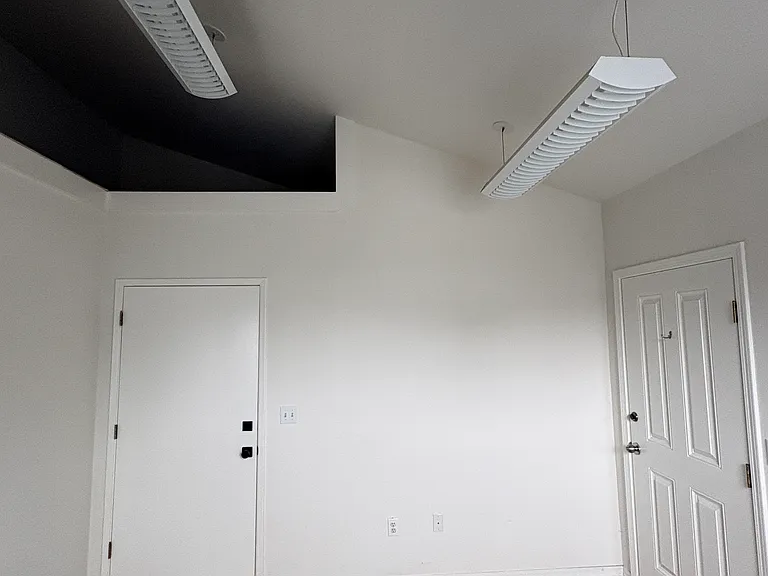 800 Delaware St — Photo 3