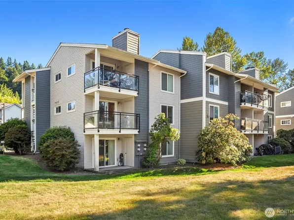 10822 E Riverside Drive #C203, Bothell, WA 98011