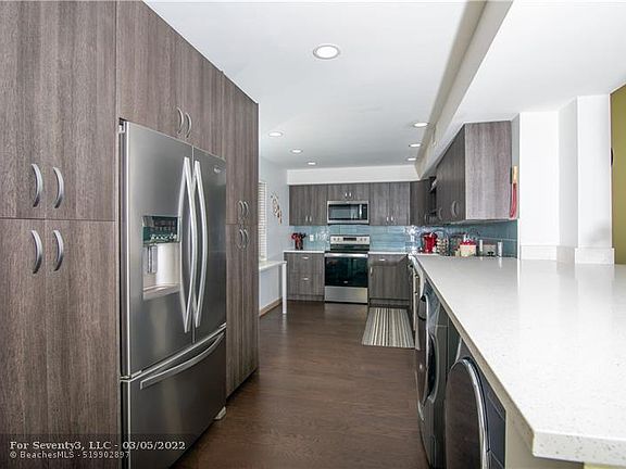 4th image of 4221 W Palm Aire Dr APT 206