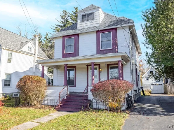 220 State St, Batavia, NY 14020