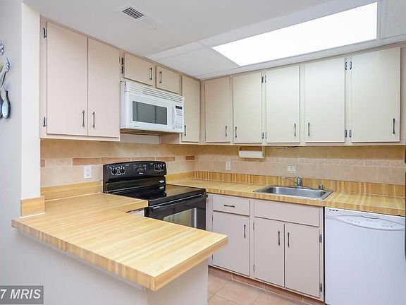 5th image of 10900 Coastal Hwy Unit 1709