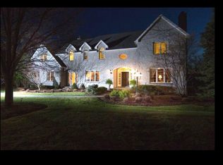 40 E Ridge Rd, Loudonville, NY 12211